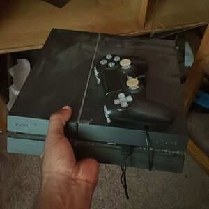 Sony PlayStation 4 Console *still works perfectly*